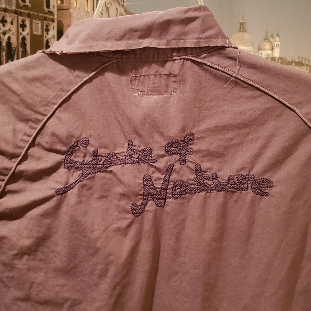 Buffalo State of Nature button down collared short sleeve T shirt Size S